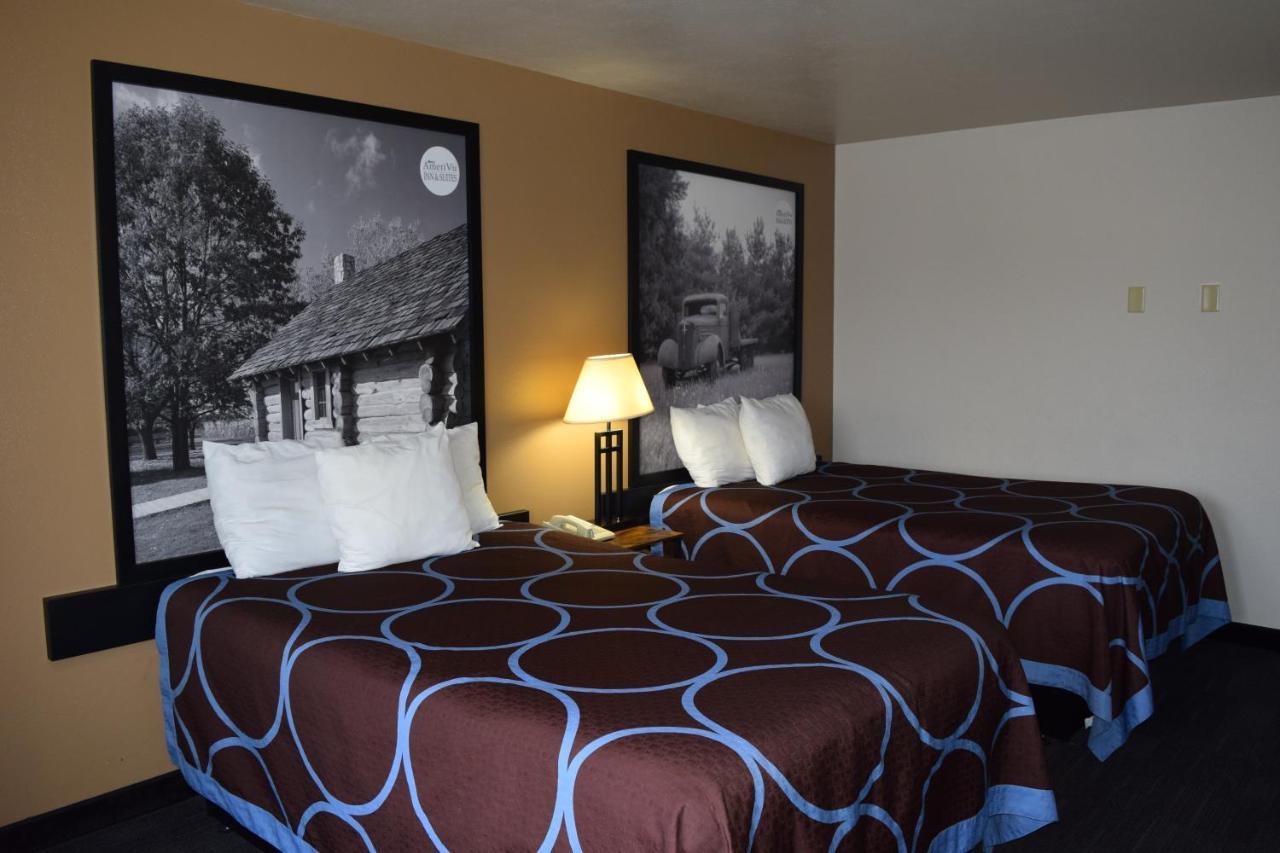 Amerivu Inn And Suites Shawano Wi Extérieur photo